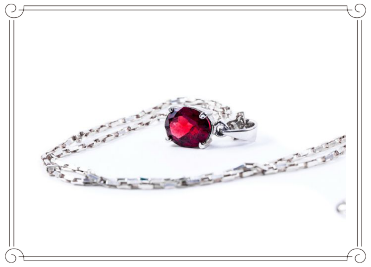 ルビーは7月の誕生石！その意味と特徴、おすすめのジュエリーまでご