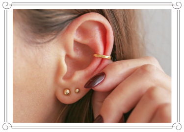 イヤーカフを取り扱うハイブランドは？選び方もあわせて紹介